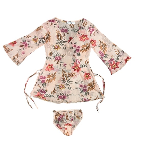 Kathryn Sheer Bell Sleeve with Matching Panty Size Small - Picture 6 of 7